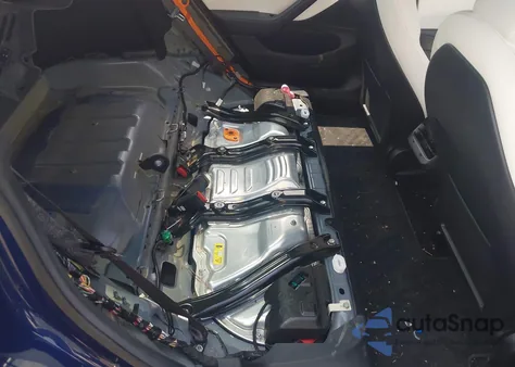 2018 Tesla Model 3 Long Range/Performance из США, поврежденный, VIN 5YJ3E1EB3JF097759